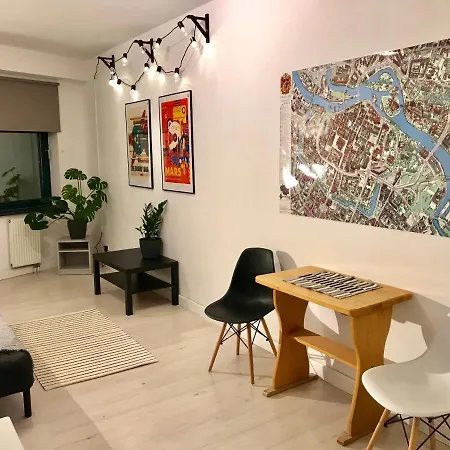 Scandinavian Art&plant Modern Studio Oldtown-2min! *